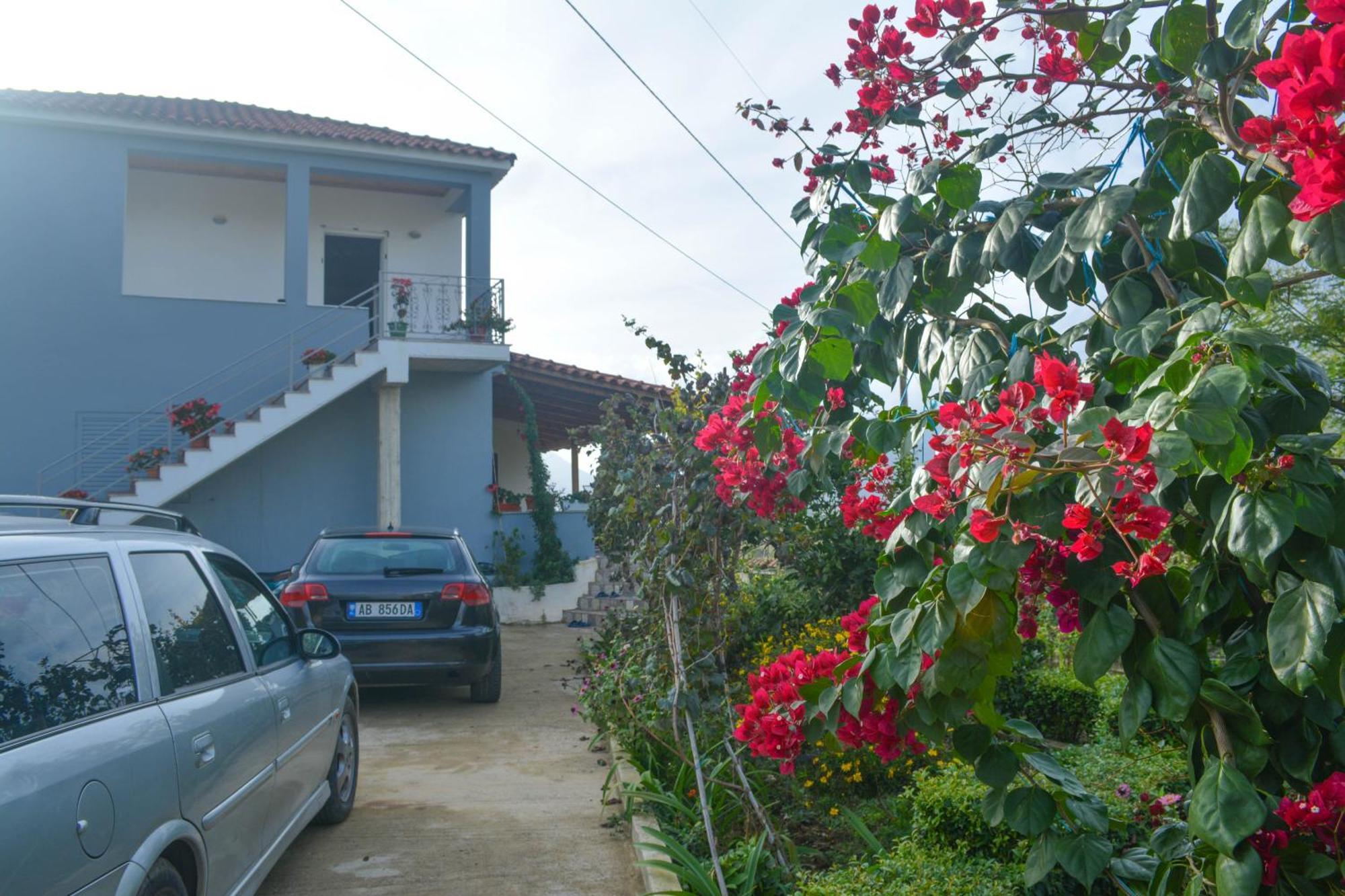 Apartments Villa Luti Stjar Kültér fotó